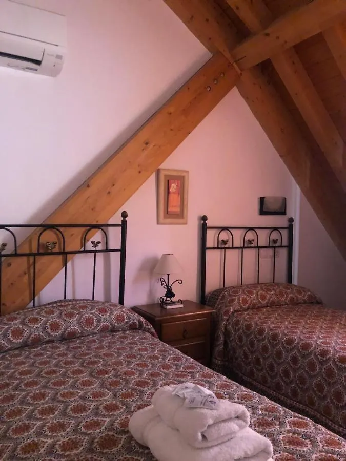 Noelia Cazorla Sierra Apartment Arroyo Frio